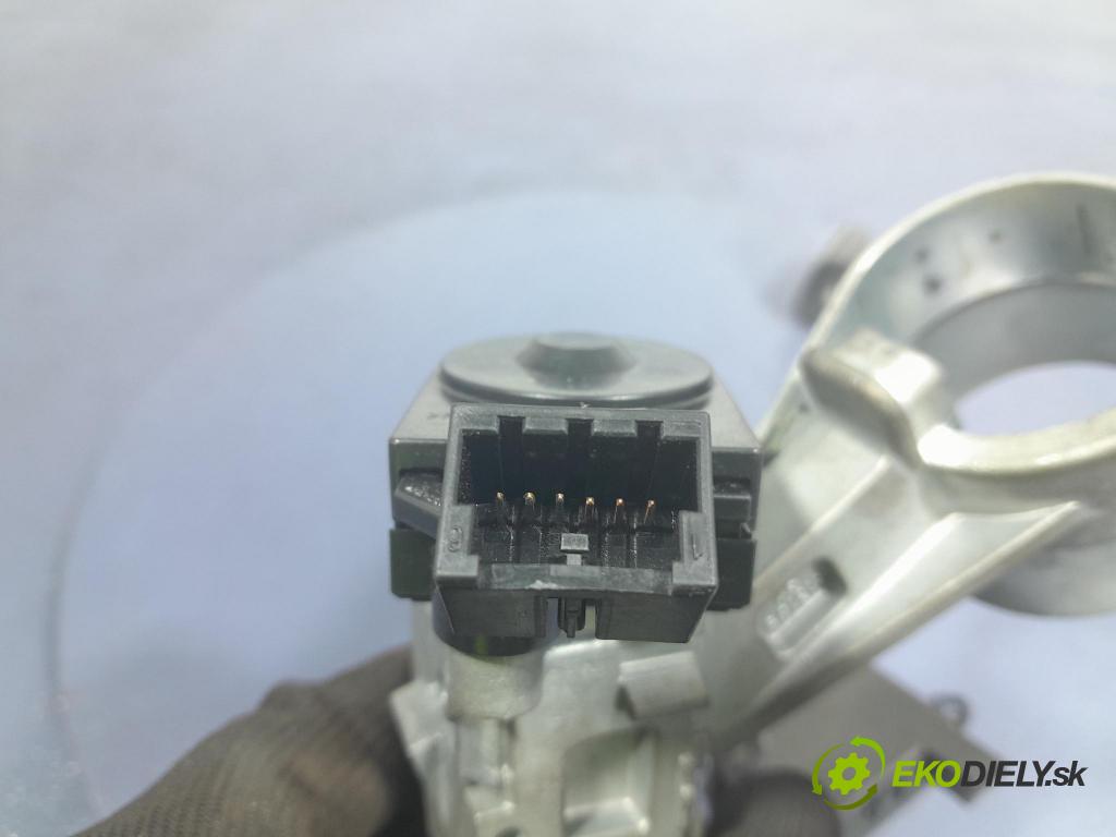 Opel Astra 2011 Spínač zapaľovania: