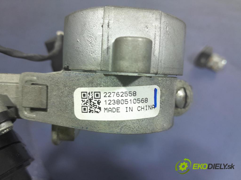 Opel Astra 2011 Spínač zapaľovania:
