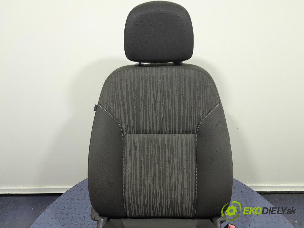 Opel Astra 2011 Sedačka spolujazdca