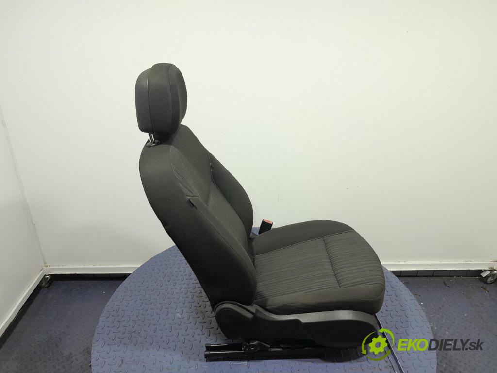 Opel Astra 2011 Sedačka spolujazdca