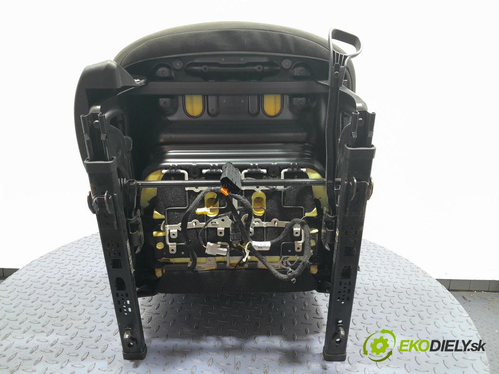 Opel Astra 2011 Sedačka spolujazdca 