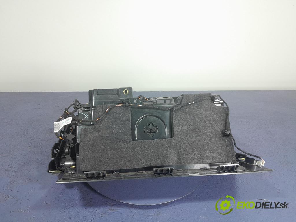 Audi A6 2019 kastlík 4K1857035