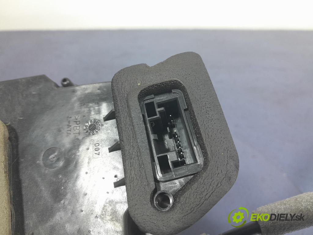 Audi A6 2019 zámok dvere Predné Vľavo: 4K1837015K