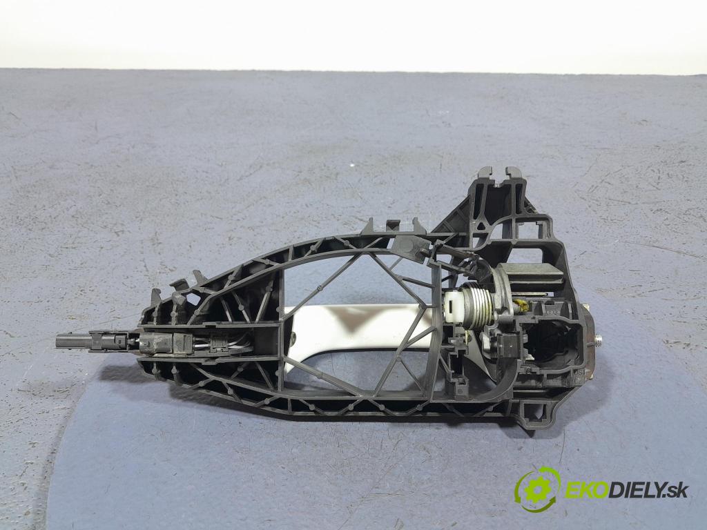 Audi A6 2019 rukoväť Predné ľavá 4N0837811B