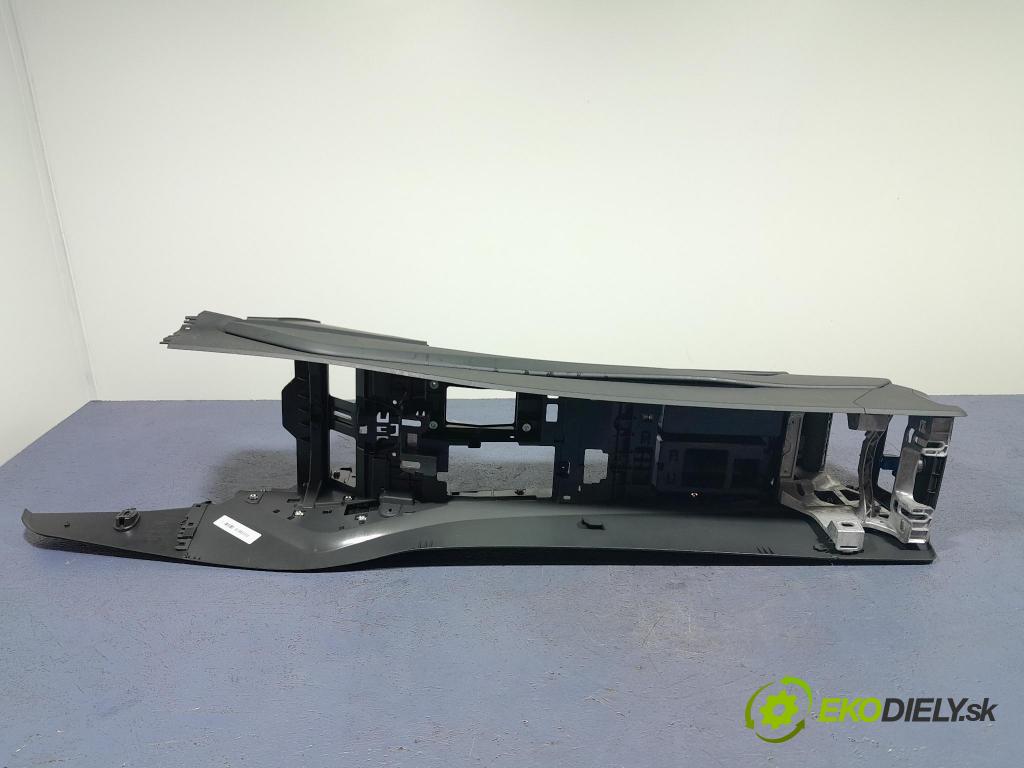 Audi A6 2019 operadlo 