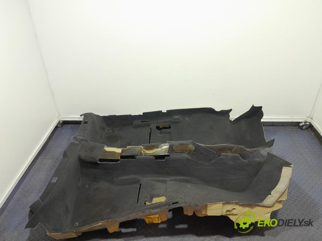 Audi A6 2019 koberec do auta 4K8863021A