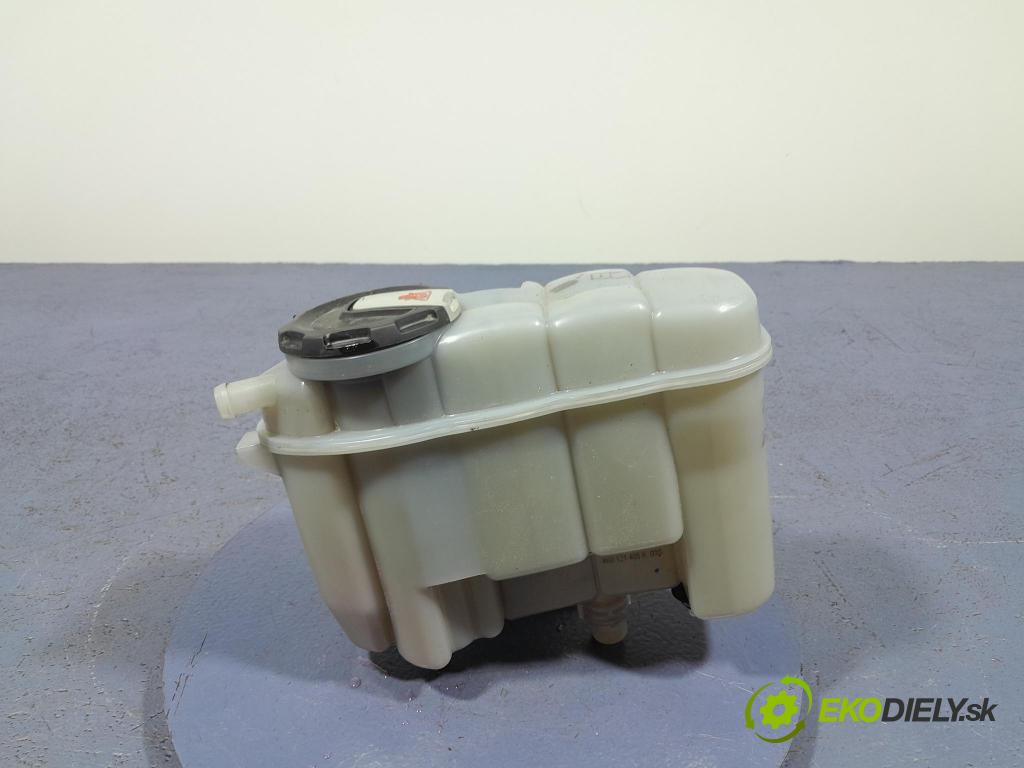 Audi A6 2019 nádržka Kompenzačné: 4K0121405K