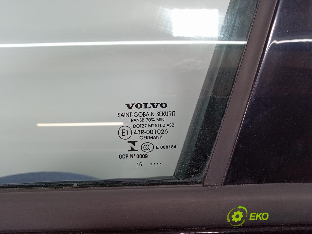 Volvo S60/V70 2017 dveře před Vlevo, odjet: 01