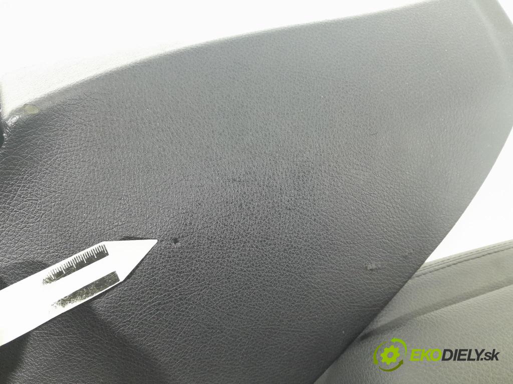 Bmw Seria 5 2011 sedačke: Soubor. 01