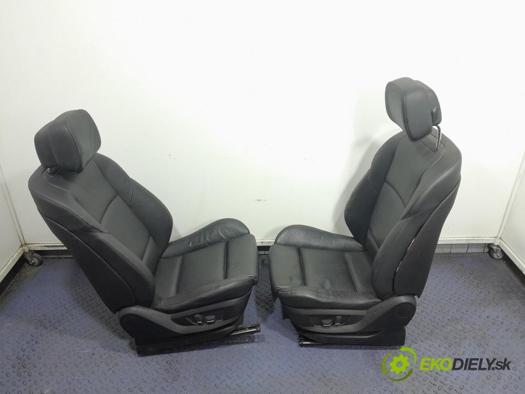 Bmw Seria 5 2011 sedačke: Soubor. 01