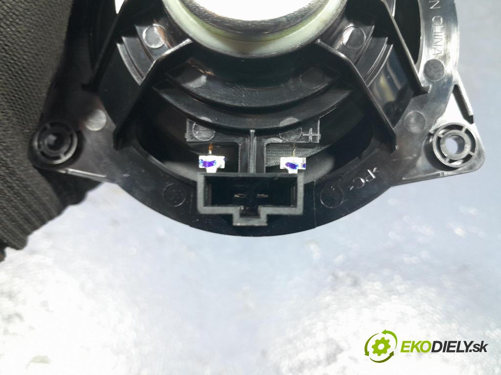Audi A6 2019 Reproduktor / Subwoofer: 8V0035416