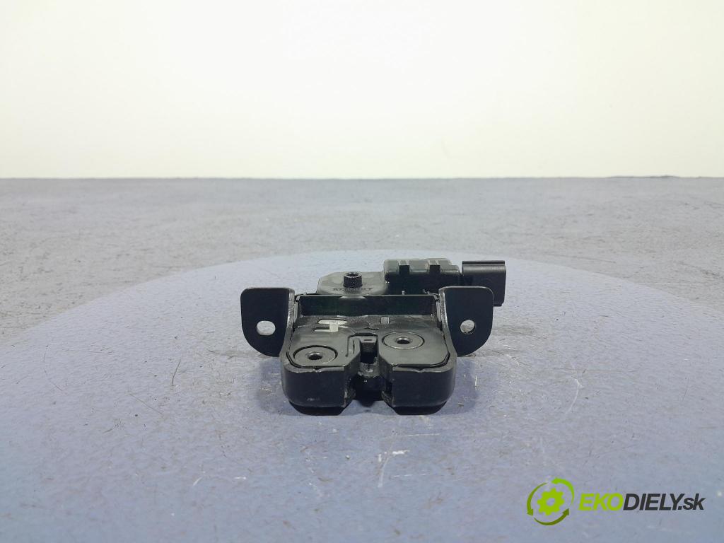 Renault Arkana 0 zámok Klapky: kufra: 905039428R