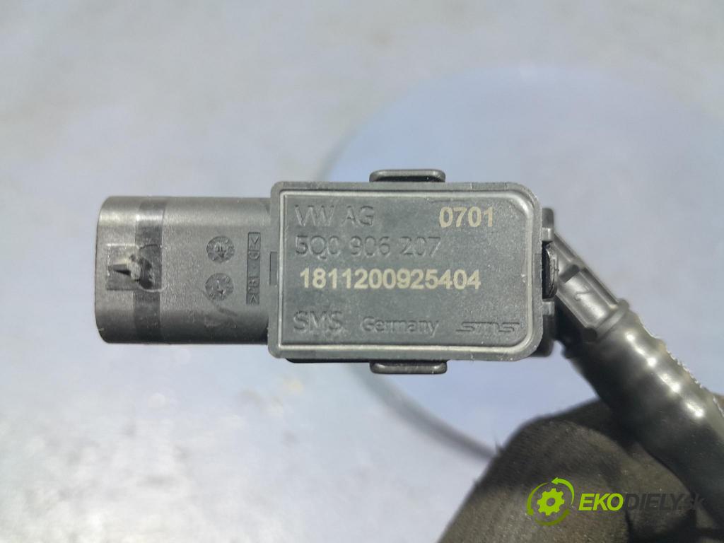 Audi A6 2019 rúrka brzdový x 4K1611931G