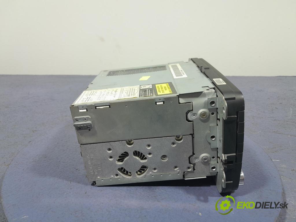 Seat Toledo 2005 Radio I Navigácia: 1K0035198C