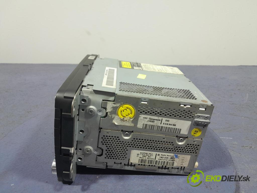 Seat Toledo 2005 Radio I Navigácia: 1K0035198C