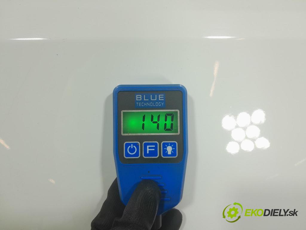 Toyota Auris 2017 dvere zad pravé