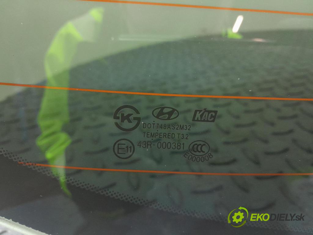 Hyundai I40 2013 sklo zadna