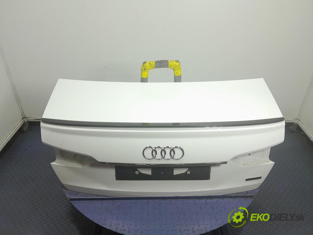 Audi A6 2019 zadna dveře kufra: kufra: