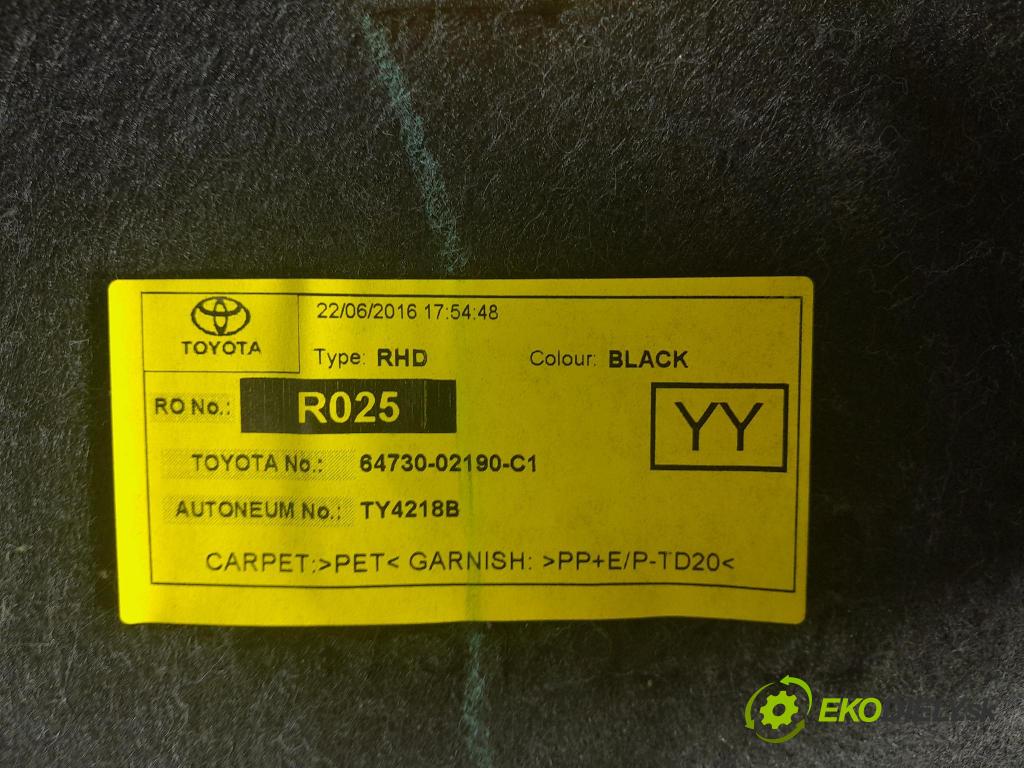 Toyota Auris 2017 Čalounictví: kufra: 64733-02090