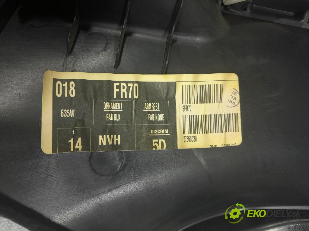 Toyota Auris 2017 Čalounictví: dvere Predné Prava: 67777-02300
