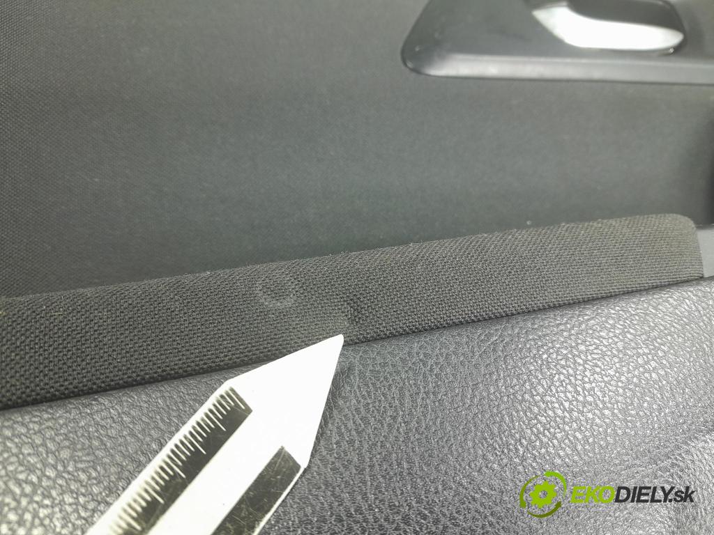 Toyota Auris 2017 Čalounictví: dvere zad ľavá 67788-02110