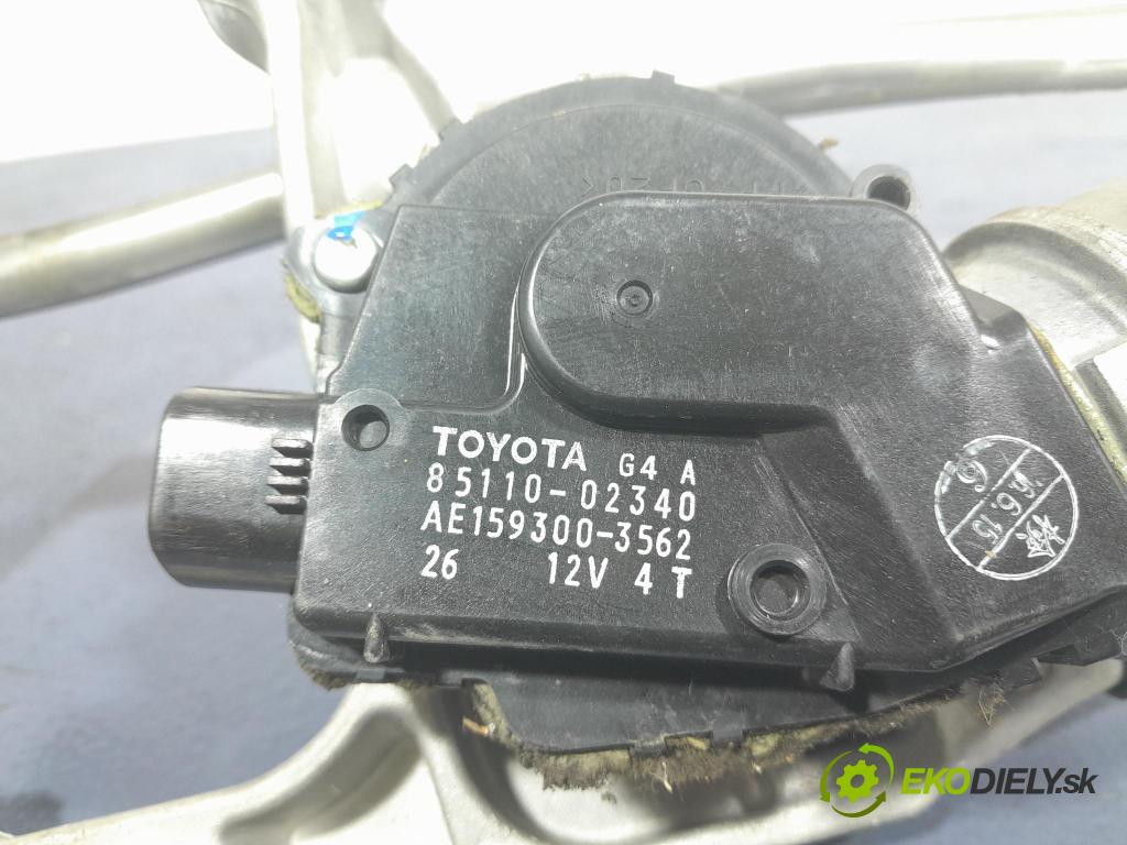 Toyota Auris 2017 mechanizmus motor: Stierače: Predné 85110-02340