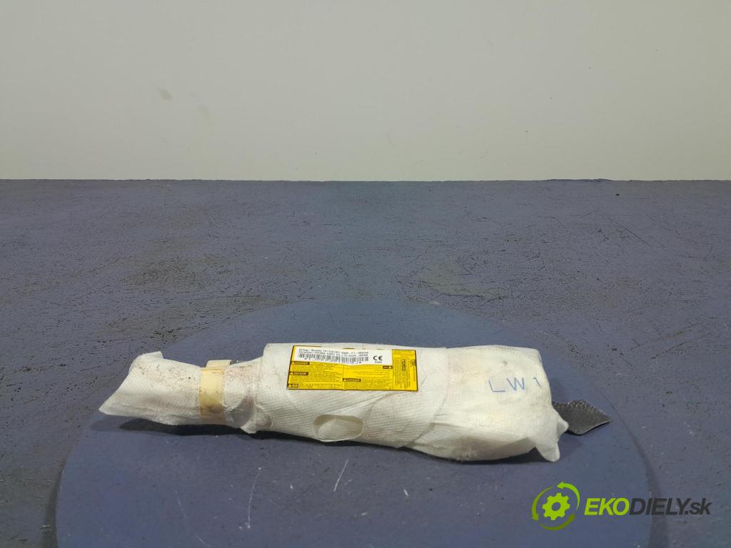 Toyota Auris 2017 Airbag: Sedadlo: x