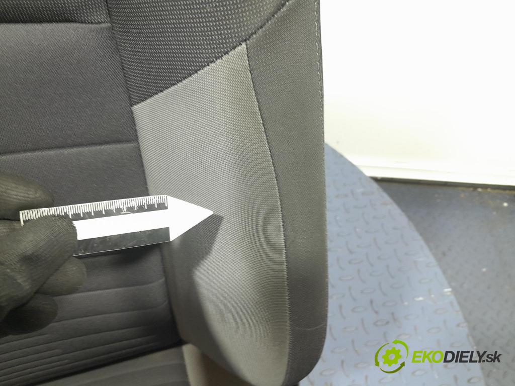 Toyota Auris 2017 Sedačka spolujazdca
