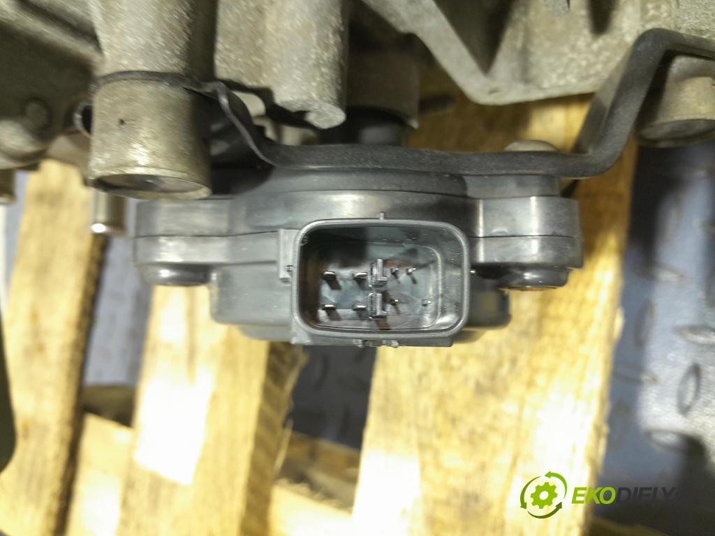 Toyota Auris 2017 prevodovka automatická P9081316