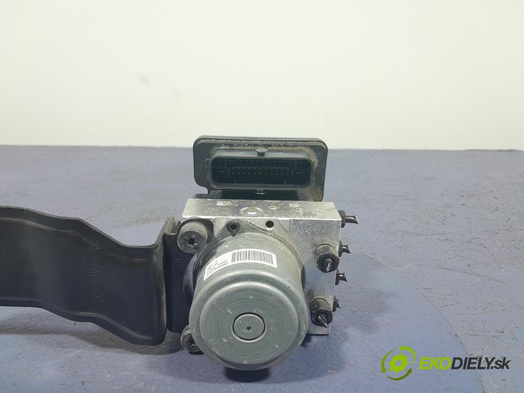 Kia Xceed 2021 čerpadlo ABS x 61589-43200