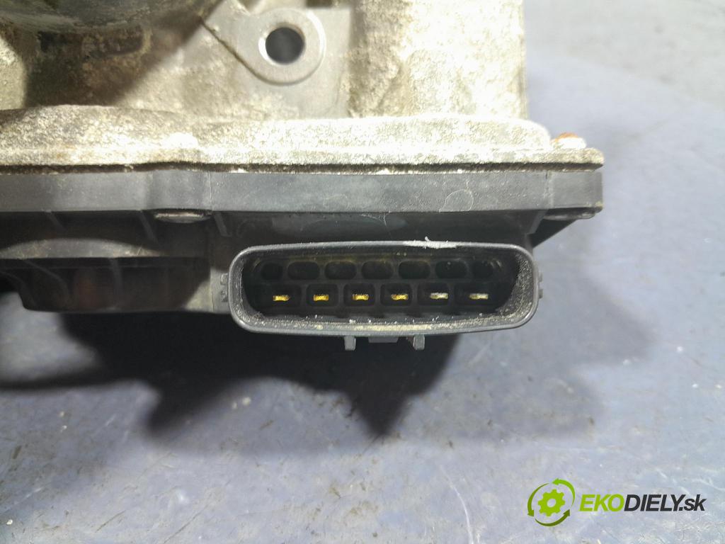 Hyundai I40 2013 klapka 35100-2B300