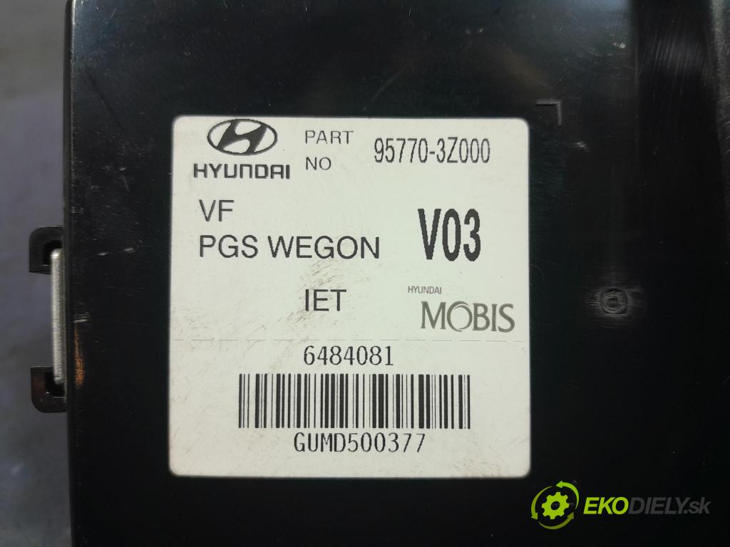 Hyundai I40 2013 snímač / riadiaca jednotka PDC 95770-3Z000