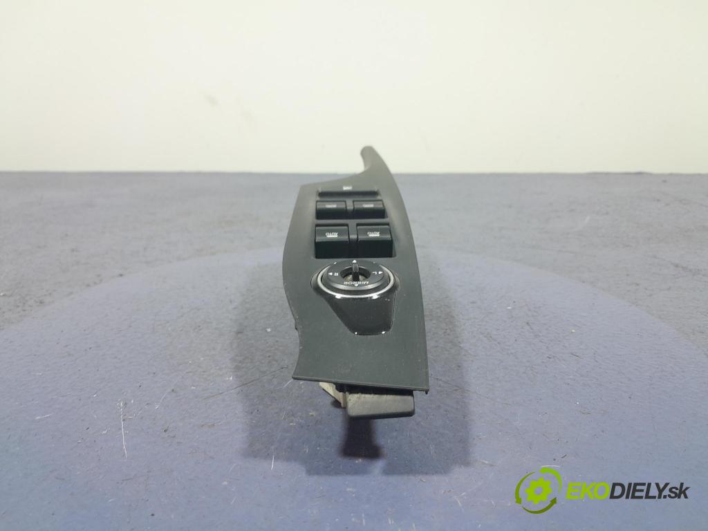 Hyundai I40 2013 prepínač Okná: 93570-3Z300