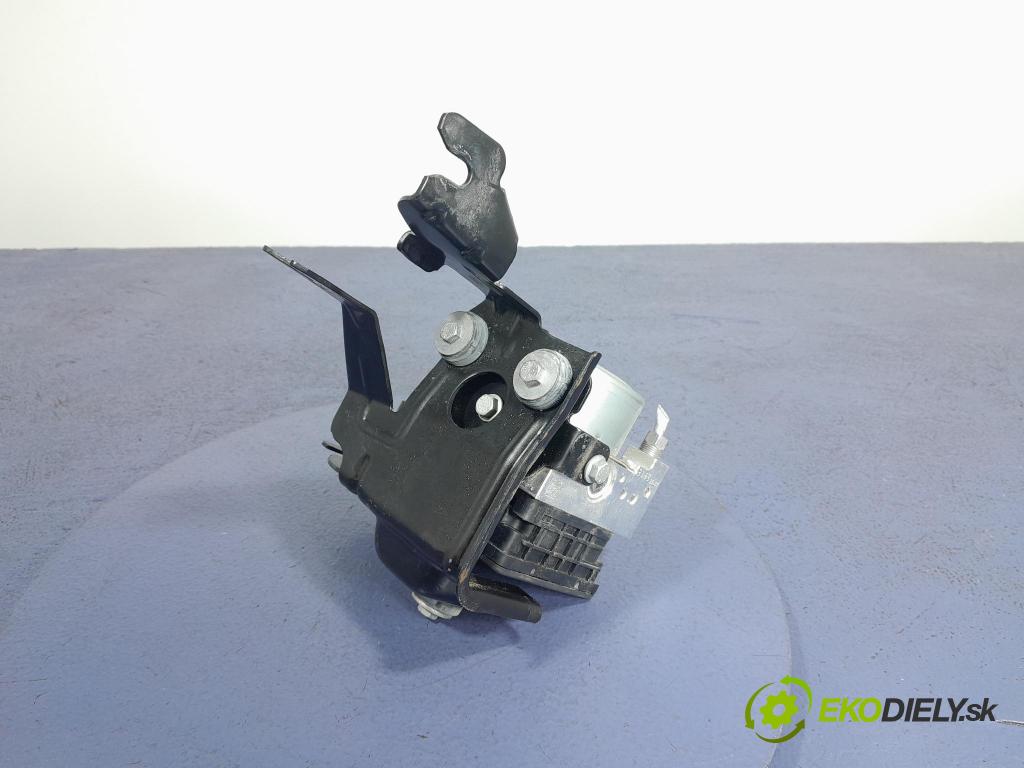 Dacia Sandero 2022 čerpadlo ABS x 476602867R