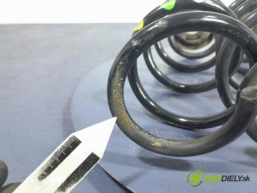 Dacia Sandero 2022 pružina zad