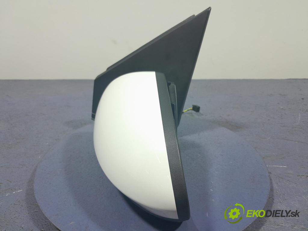 Dacia Sandero 2022 zrkadlo Vľavo:
