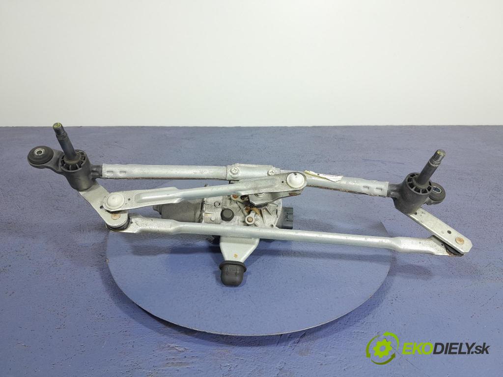 Dacia Sandero 2022 mechanizmus motor: Stierače: Predné 288006875R