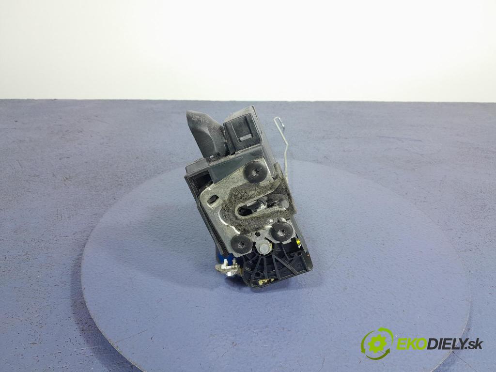 Dacia Sandero 2022 zámok dvere Predné Vľavo: 805035308RB