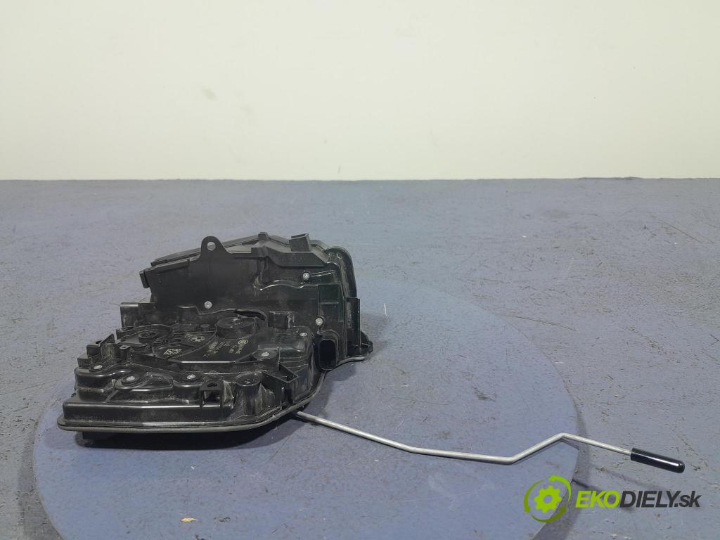 Bmw X5 2023 zámek dveře Zad: v pravo: 7477704