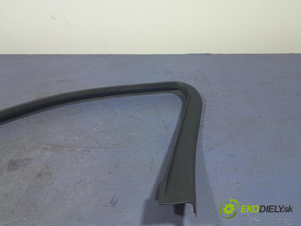 Bmw X5 2023 lišta Dekoratívne: 7445512