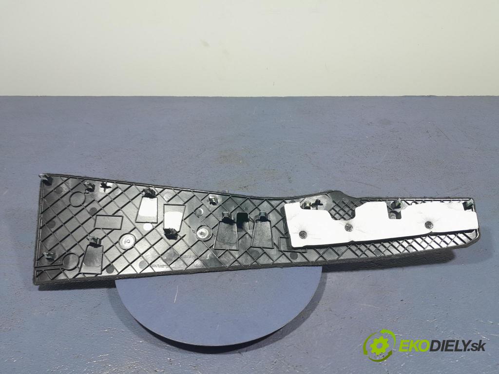 Bmw X5 2023 kryt Plast: Interiéry: 9399913