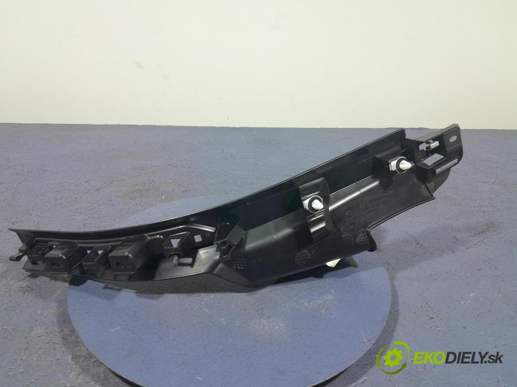 Bmw X5 2023 kryt Plast: Interiéry: 7434243
