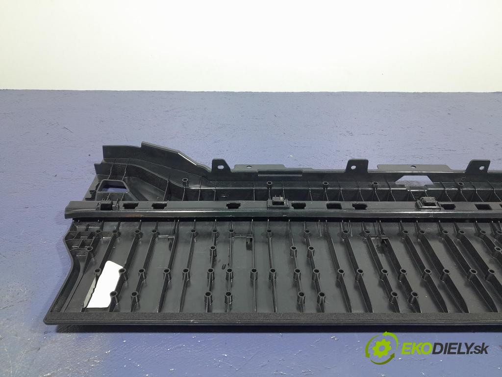 Bmw X5 2023 kryt Plast: Interiéry: 7438172