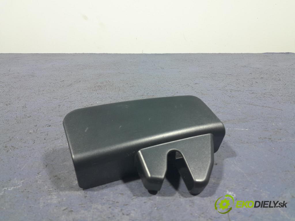Bmw X5 2023 kryt Plast: Interiéry: 7438177