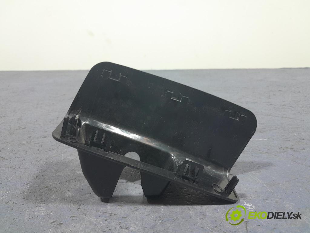 Bmw X5 2023 kryt Plast: Interiéry: 7438177