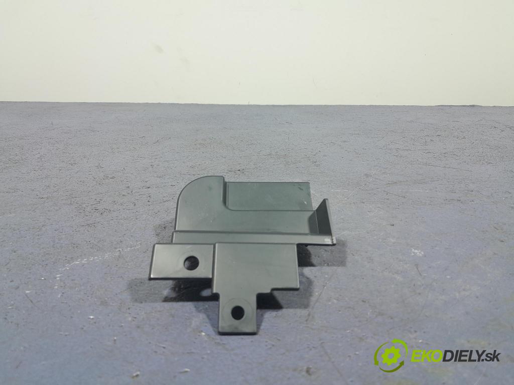 Bmw X5 2023 kryt Plast: Interiéry: 9483036