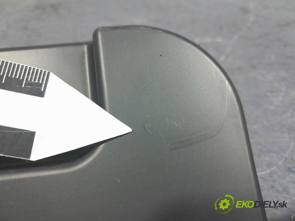 Bmw X5 2023 kryt Plast: Interiéry: 9483035