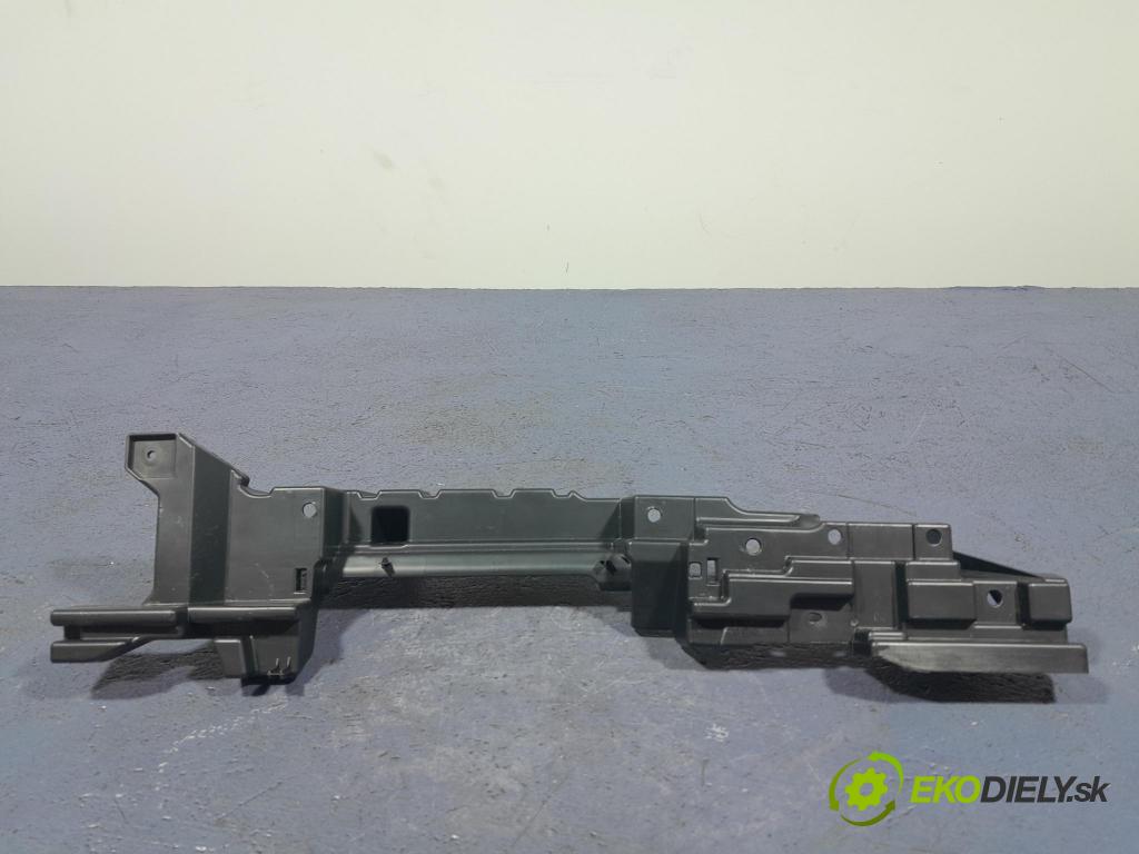 Bmw X5 2023 lišta kufra: 7438240