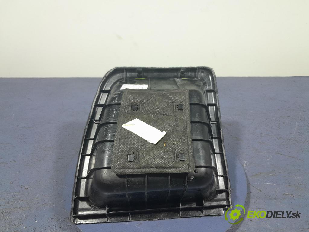 Bmw X5 2023 Čalounictví: kufra: 5A0B5A6