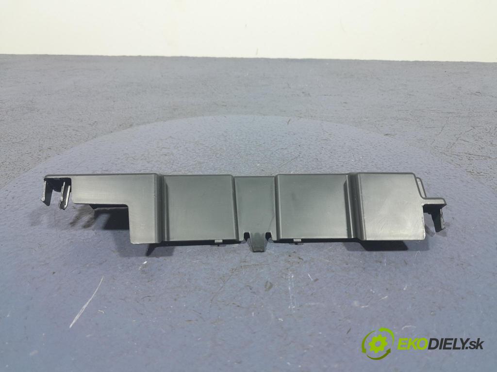 Bmw X5 2023 kryt Plast: Interiéry: 7952058